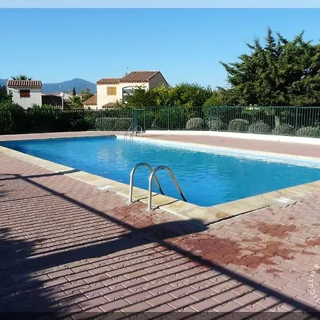 Maison Climatisee & Wifi Avec Piscine Holiday home *